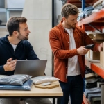 Dropshipping vs. Traditional E-Commerce